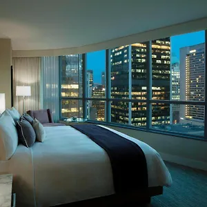 Marriott Pinnacle Downtown Hotel Vancouver
